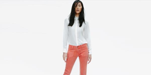 ZARAMODE's tweet photo. #ZARA LookBook #Woman April  SHIRT WITH APPLIQUÉ ON COLLAR http://t.co/vn24S5qD