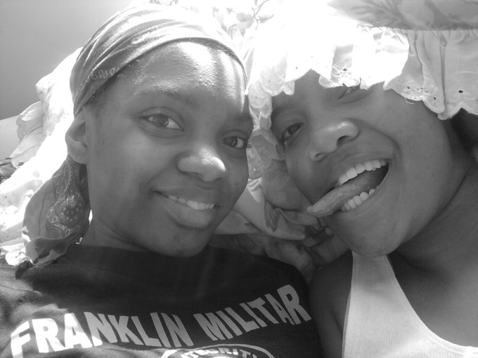 #NationalSiblingDay http://t.co/eOIHAzSi<a href="/tag/nationalsiblingday"class="tags">#NationalSiblingDay</a>