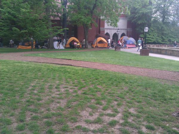 deepdishbooty's tweet image. It&apos;s a &quot;goddamn shantytown&quot; #hendrixproblems