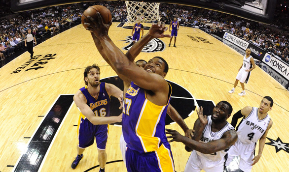 LondonLaker24's tweet photo. Bynum to the rescue! Came up big in rebounding Wed, can he crush the Nuggets tonite? Kobe back?? oh the #suspense! http://t.co/PQ68XooD