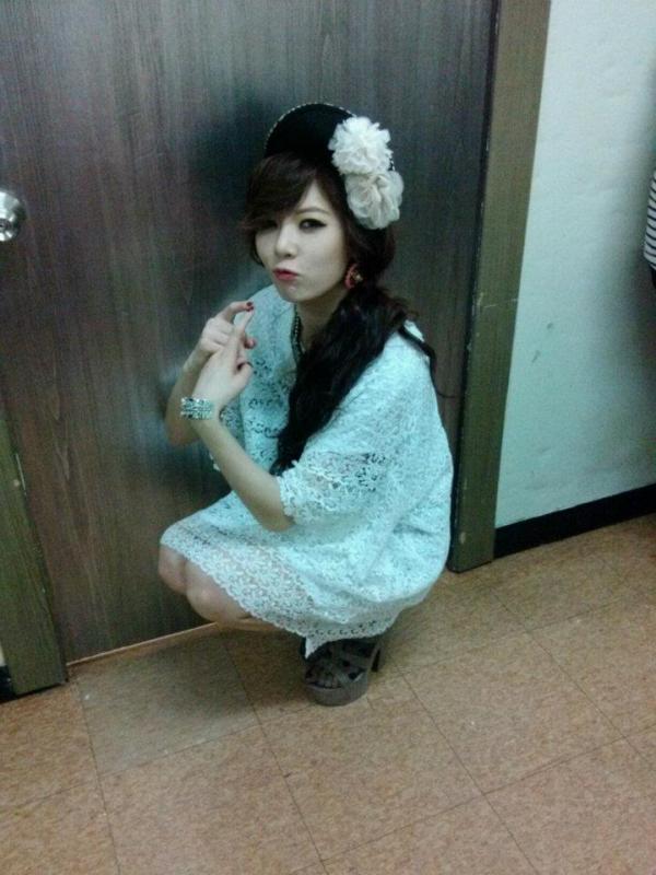 kim hyun ah tweet media