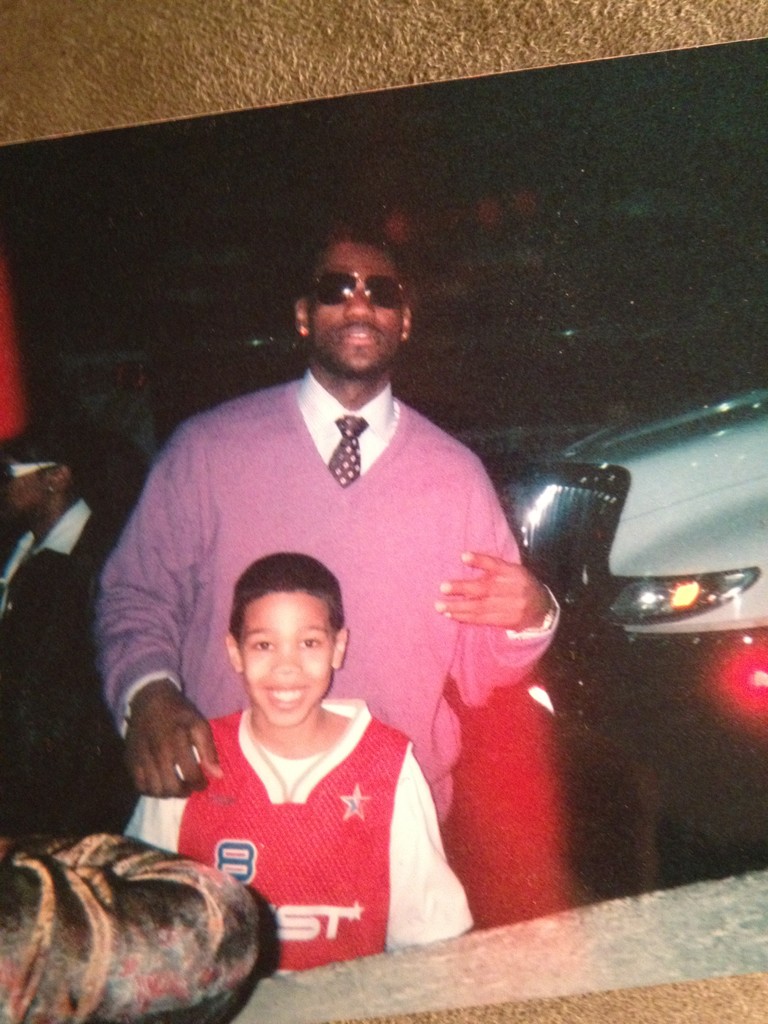 Jayson Tatum on X KingJames Follow back it s Larry Hughes nephew from st. Louis and Abe and Rj Lil cousin and Justin Son Follow Back http t AnOnb7E8 X