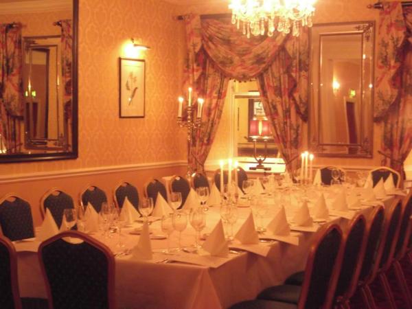 DeCourcy Suite is suitable for all Occasions - Dinner & Birthday Parties, Christenings, Small Family Weddings