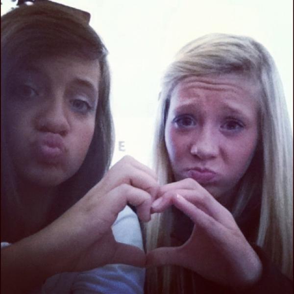@itschloee_26 # #nationalbestfriendday