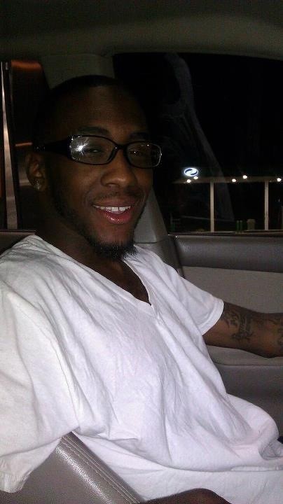 lilTony75's tweet photo. Damn you need to hurry and come home. I miss and love you lil brother.😘😘😘 http://t.co/4lTyYCY2