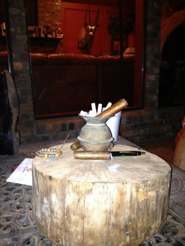 TLuke_T's tweet photo. Spittoon? http://t.co/hVIBeAOC