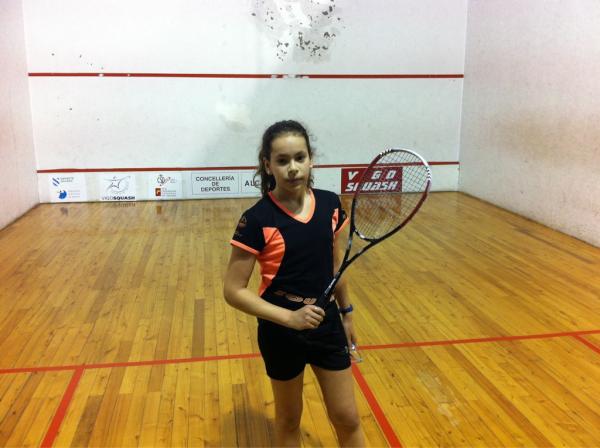 luiyan25's tweet photo. @clubsquashpalen Paula alcanza el tercer puesto, en un partido de infarto, ganando por 3-2 y en el quinto juego 14-12 http://t.co/f3MP7PiM