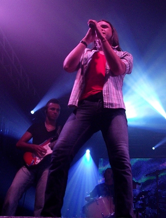 CalangoAceso's tweet photo. Hoje é dia de cantar parabéns para nosso cantor Jaelson Santos que completa aniversário neste domingo(15/04) Parabéns! http://t.co/QIWWoNTN