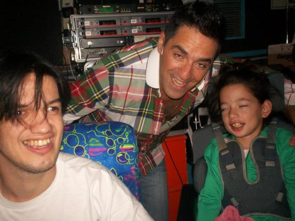 <a href="/iudica/">Mariano Iudica</a> ayudanos para qe Sonrisas que Iluminan llegue al Bailando 2012!!!