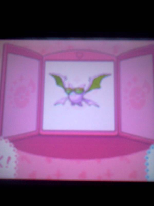 TheCrobat's tweet photo. I love my saying *Puts on sunglasses* #PinkCrobatDoesNotApprove http://t.co/8FI69Ly6