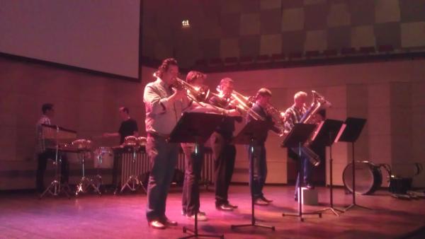 brassbandschool's tweet photo. Repetitie met het Rpho @ De Doelen http://t.co/qAWp8y3c