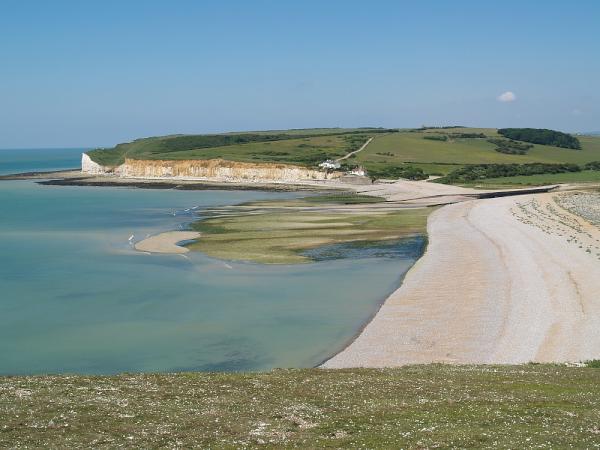 paul_brand's tweet photo. Fantastic weekend walk. Seven Sisters Country Park, Eastbourne #freshair http://t.co/5OxmpjPH