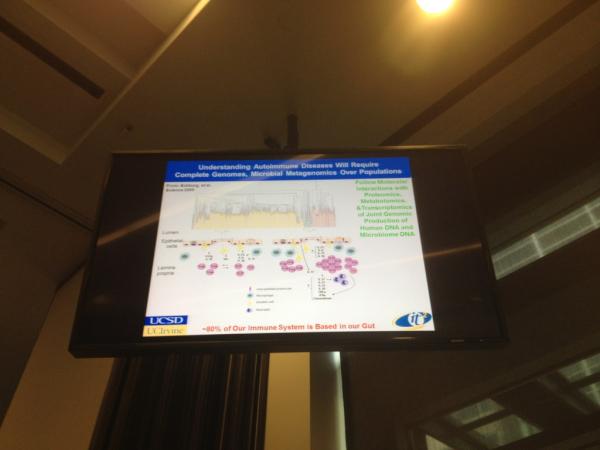 P4Mi's tweet photo. ~80% of our immune system is based in our gut @lsmarr http://t.co/5YrNVRqt