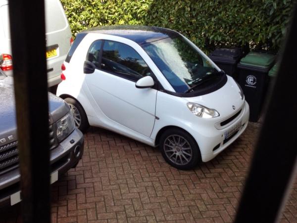 OnlyWayIsEssex's tweet image. Take a look at this pic... Which salty sort do you think we're with today? #TOWIE