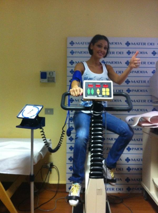 _AnnaTatangelo_'s tweet photo. Prova di sforzo... controllo del cuore... ogni tanto un controllo fa bene, soprattuto se si fa attività fisica!!!!! http://t.co/ZbtCGUJb
