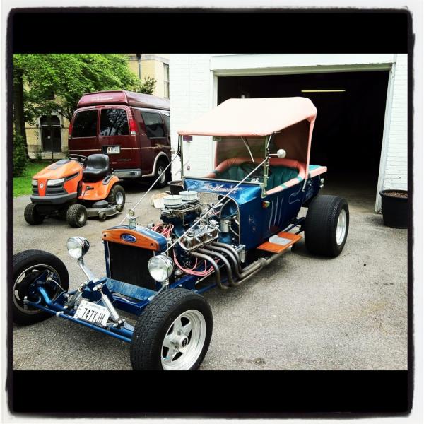 AllisonDLott's tweet photo. Messing with Dad's hot rod :) http://t.co/09QLFouI