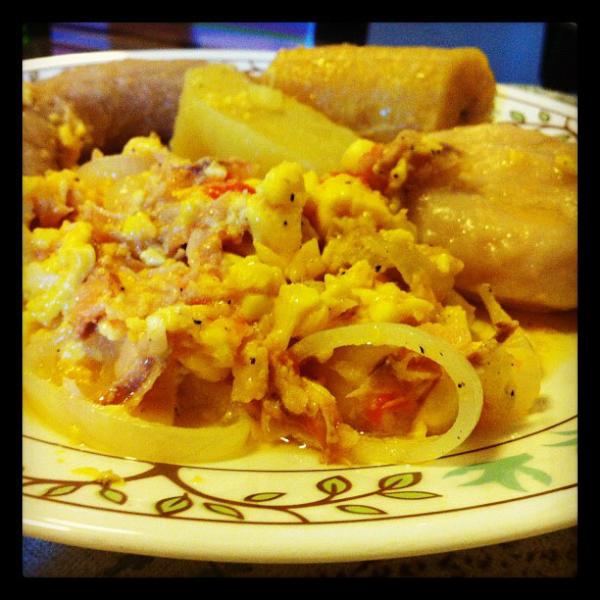 CurlyChanti's tweet image. Just made the best ackee and salt fish:-) #whosaysicantcook #JamaicanFood