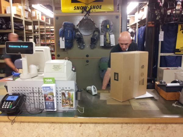 emurray322's tweet photo. Just picked up my online order @REIDenver. Thanks for the great service Jay. http://t.co/tRZ9JzNa