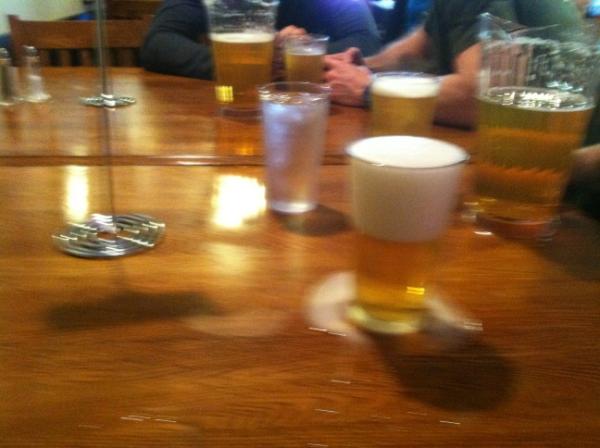 YEAROFTHEBABB's tweet image. @MikePagnotta learning to pour a beer #manlessons #comeonbro