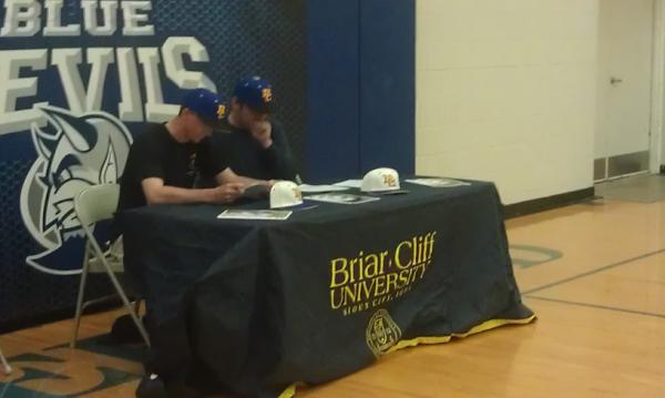 Riverland Baseball tweet media