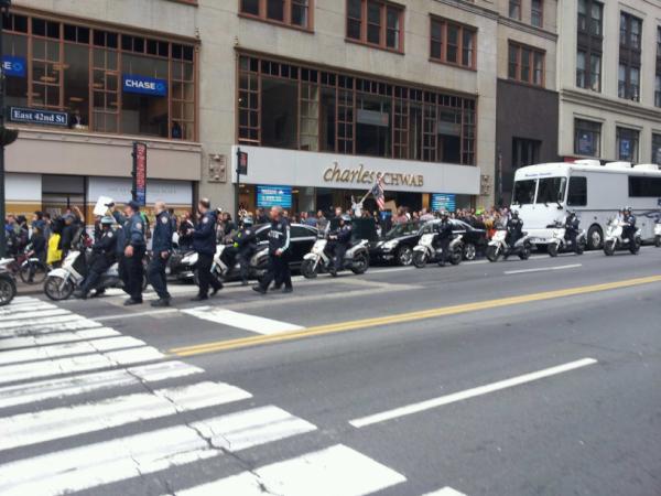 MapReport's tweet image. MT @occupysteve: Whose side are you on blasts as a third march of about 100 converges on #WellsFargo #Mayday   #owsmap