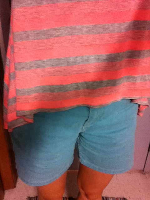 kelseystehr's tweet image. @abbysanders is my hero! Not only is she awesome, but she loves w/ the love of Christ. #publicrecognition #tealshorts