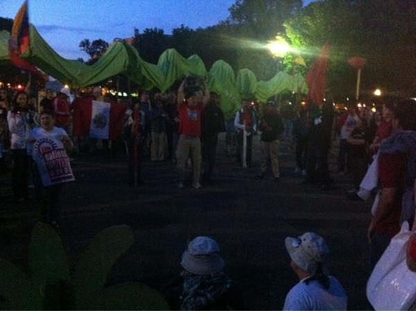 YourAnonNews's tweet image. Meanwhile estimates of 30,000 people march through NYC and OccupyDC marches to the White House -  #M1GS FTW! #OWS