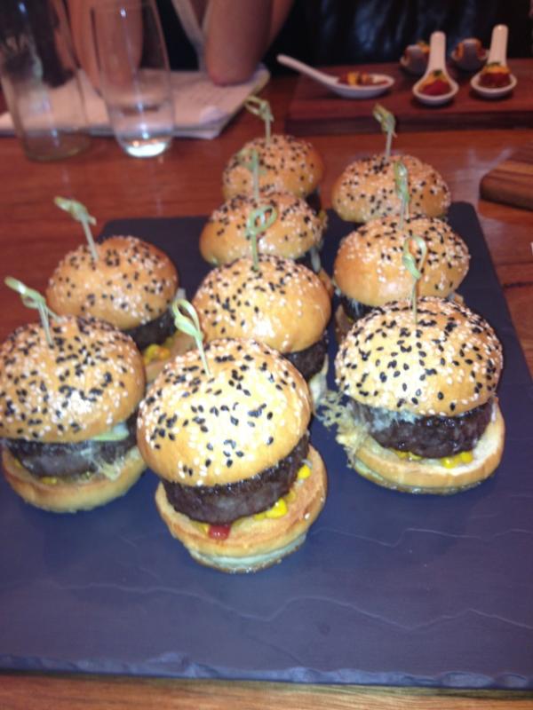 chefmattmoran's tweet image. #Aria burger!