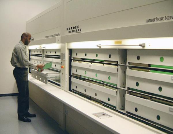 Bennett_CEO's tweet image. Does your office storage measure up? Filing systems under the microscope canadianinteriors.com/news/file-unde… #workspaceoptimization