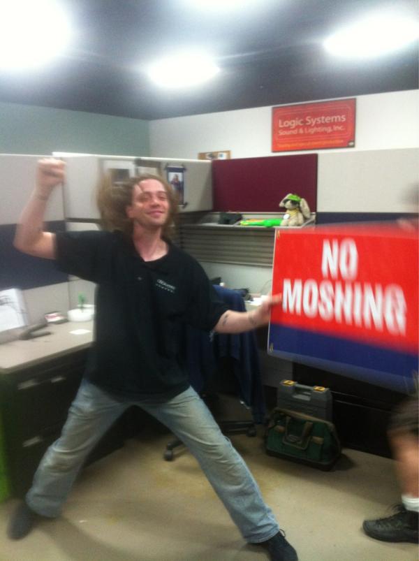 JeffLohse's tweet image. Guitar Tech specialist Pat Whitwam doesn't follow the rules. #codamusic @logic_systems