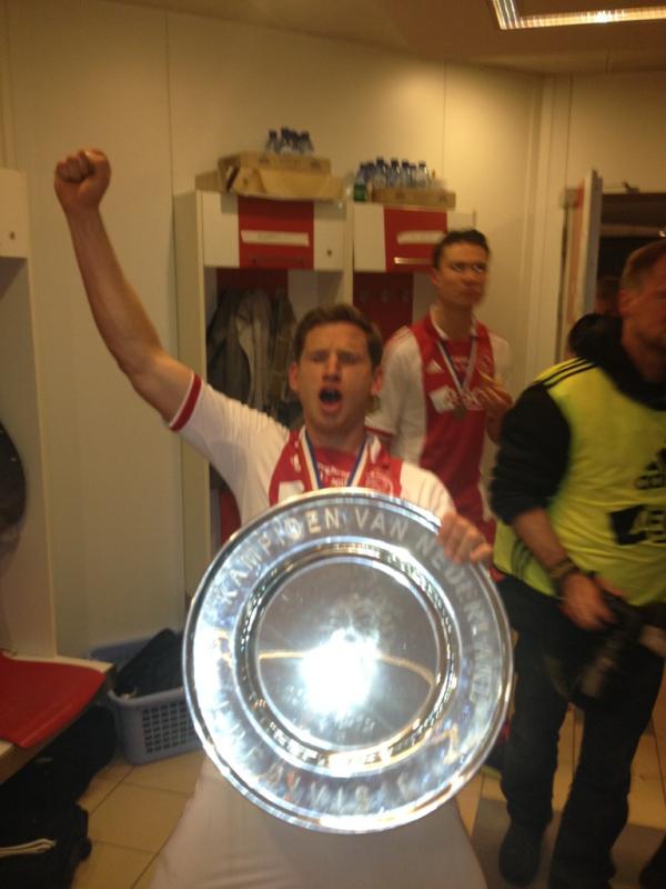 JanVertonghen's tweet image. En weer een schaaltje voor 020! Wij zijn ajax wij zijn de beste!!!!