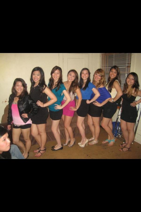 _treeenz's tweet image. Best class that ever was ;)) #upsilons #fall2k11 @megmeghong @juliaguliaguo @AChung93