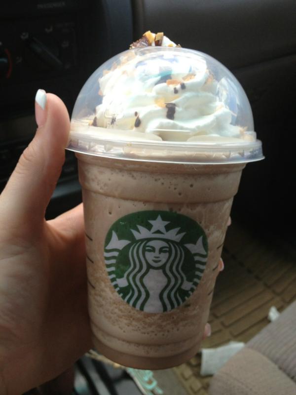 AmeliaZuraw's tweet image. Mocha coconut is back #hellosummertime
