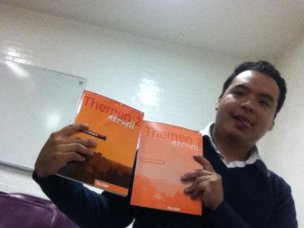 RedFis007's tweet image. Parecía que fuera su graduación :P #Inter2 @ja_natrulich