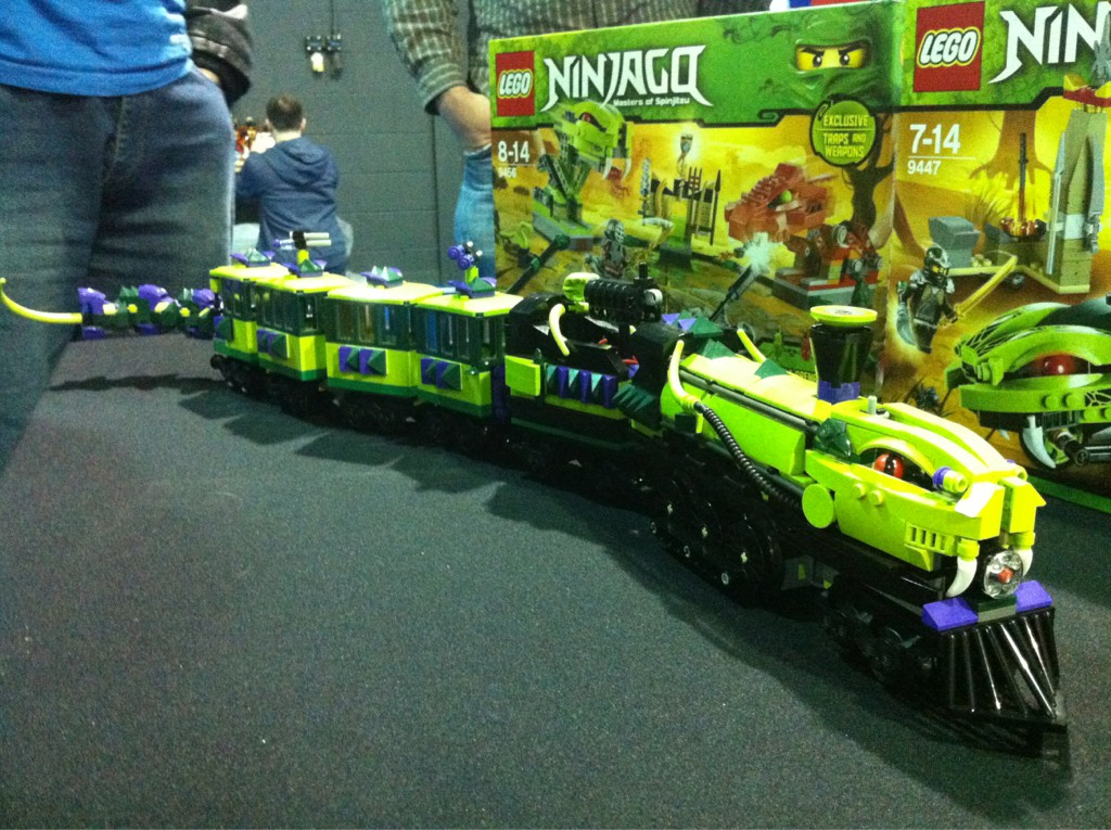 lego ninjago train