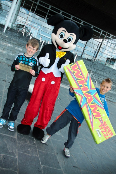 SGC_Digital's tweet image. We love that children are non stop talking about the launch of @magicalemporium #7dayscountdown #GoldenTickets