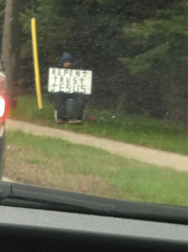tutmoose's tweet photo. HAHAHAHAHAHA http://t.co/TMky60n8