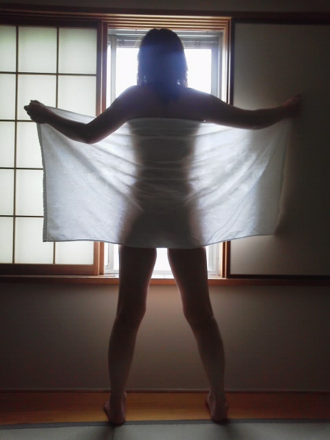 サウナで‥(;＞_＜;)‥汗‥汗 http://t.co/Pa6z9083