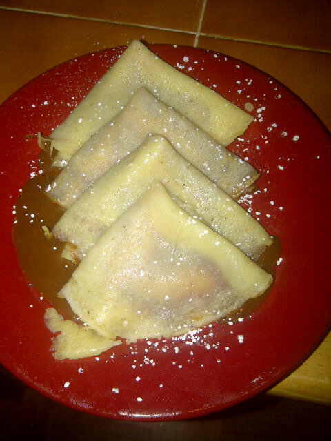 E_Ortega18's tweet image. Advantages of being a cook....late night snack...crepes....#chefflow