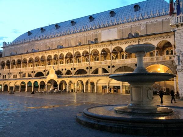 verrando's tweet photo. Saranno 10 anni che non venivo qui... http://t.co/mXS9Jwpt
