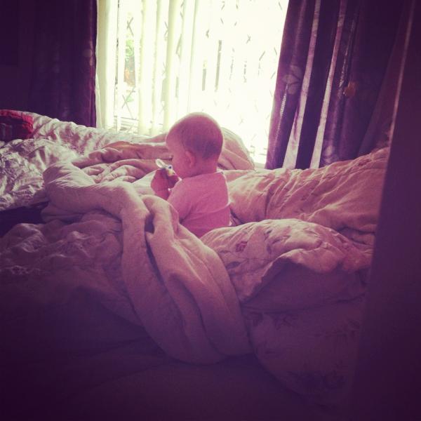 Tam_Maree's tweet image. catch isla conversing intensely with her dum &apos;jus me&amp; u now bruv the way we like it&apos; #mycommentary #usaiduwerenapping