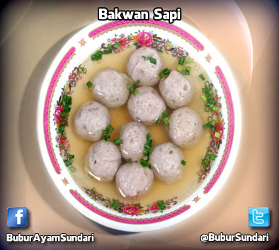 BuburSundari's tweet photo. Bakwan Sapi adalah salah satu menu favorit #Kuliner Bubur Ayam Sundari di jalan Ngagel Tama 19 #Surabaya. :) http://t.co/z1Dr3nrk
