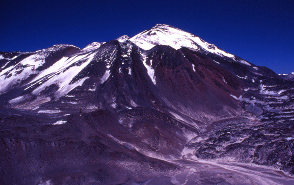 infopendaki's tweet photo. Mount Ojos Del Salado #SevenSecondSummits http://t.co/tB0Y792p