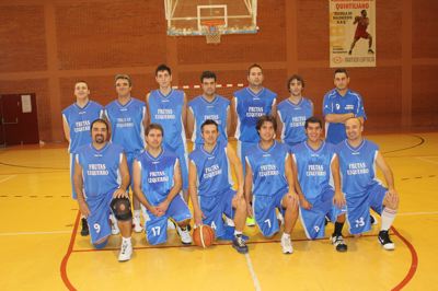 Frutas Ezquerro Calahorra Basquet 98 contigua líder en solitario. Más información: labrujulacalahorra.com