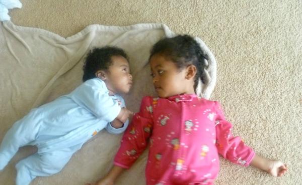 ShanaeRay's tweet photo. @antEup86 they are good and growing fast! the baby ended up in the hospital but he is good now..FINALLY http://t.co/vTw0vFE