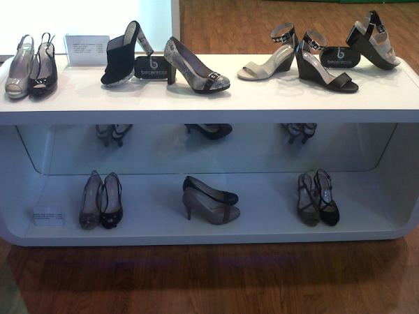 bocorocco's tweet photo. Riccione store
Woman collection
SS 2012 http://t.co/9uVAWRr2