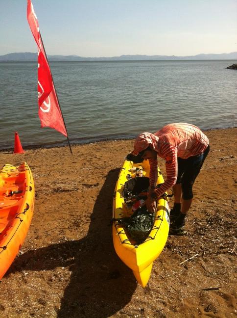 craigbycroft's tweet photo. Buff move up to third - overtaking The North Face on the paddle #arcostarica http://t.co/7jq0avXi