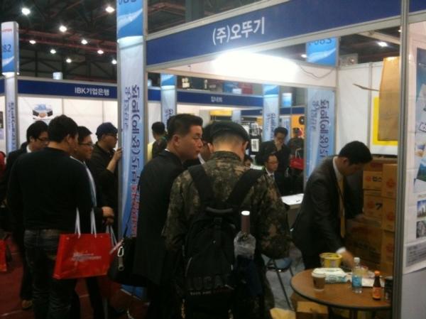 <a href="/OTTOGIRecruit/">(주)오뚜기 인사담당자</a>: (주)오뚜기 4월 25~26일 SETEC 전역간 부채용박람회 참가중~~^^
