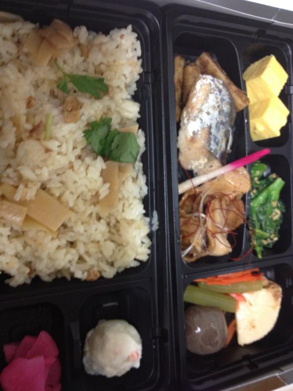 aisu19's tweet photo. バランスのとれた食事を食べて、これからジムへ！ http://t.co/Z1EkmdCq