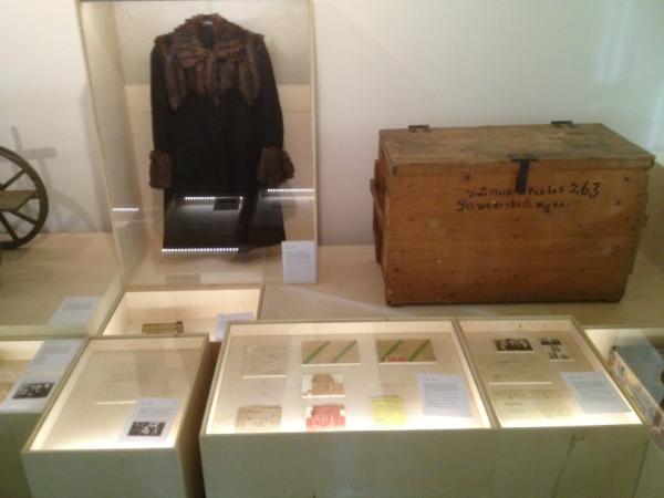 showerofkunst's tweet image. Detail from Remembering Piece by Piece #7BB